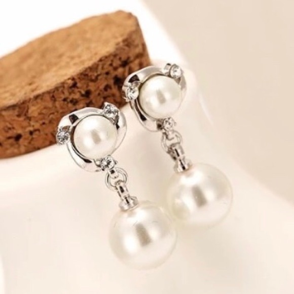 NEW!💙💎MODERN! PEARL LOOK💍SPARKLING CZ DROPS💎💙 - Picture 6 of 8